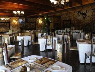 The Big Five Lodge Габороне Экстерьер фото